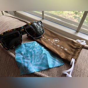 Blenders Sunglasses (Stone Breaker)